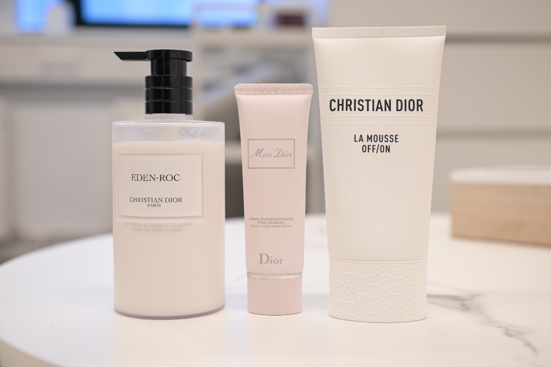 Dior Eden-Roc, Miss Dior en Dior La Mousse op marmer